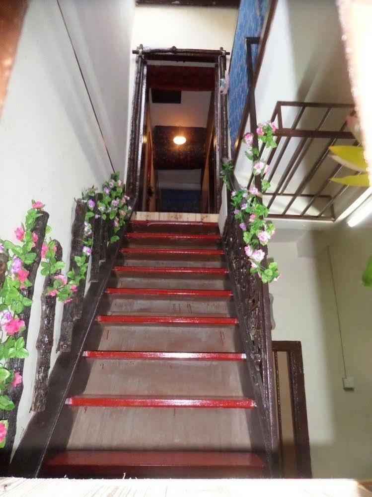 Yote Flashpackers Malacca Εξωτερικό φωτογραφία